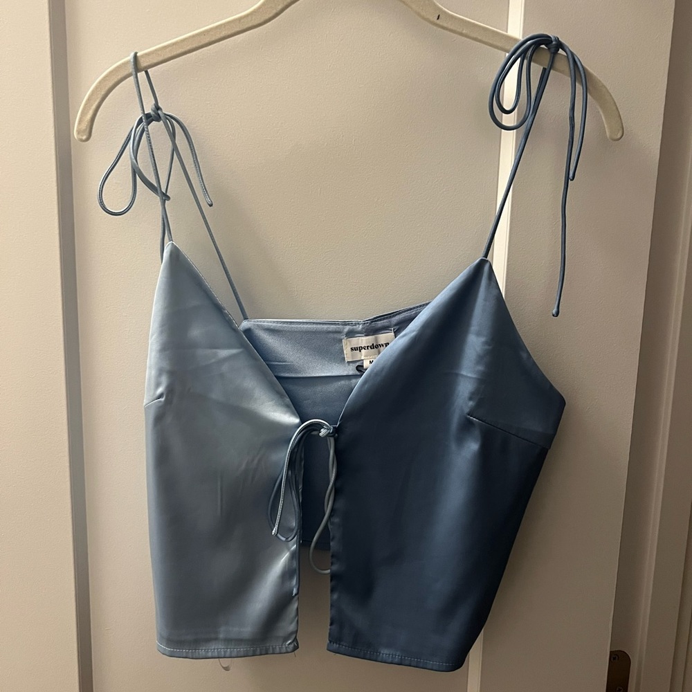 Superdown Tie Front Crop top, Size M